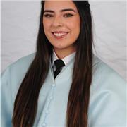 Profesora/ niñera con pasión por los idiomas, aprobar y pasarlo bien!